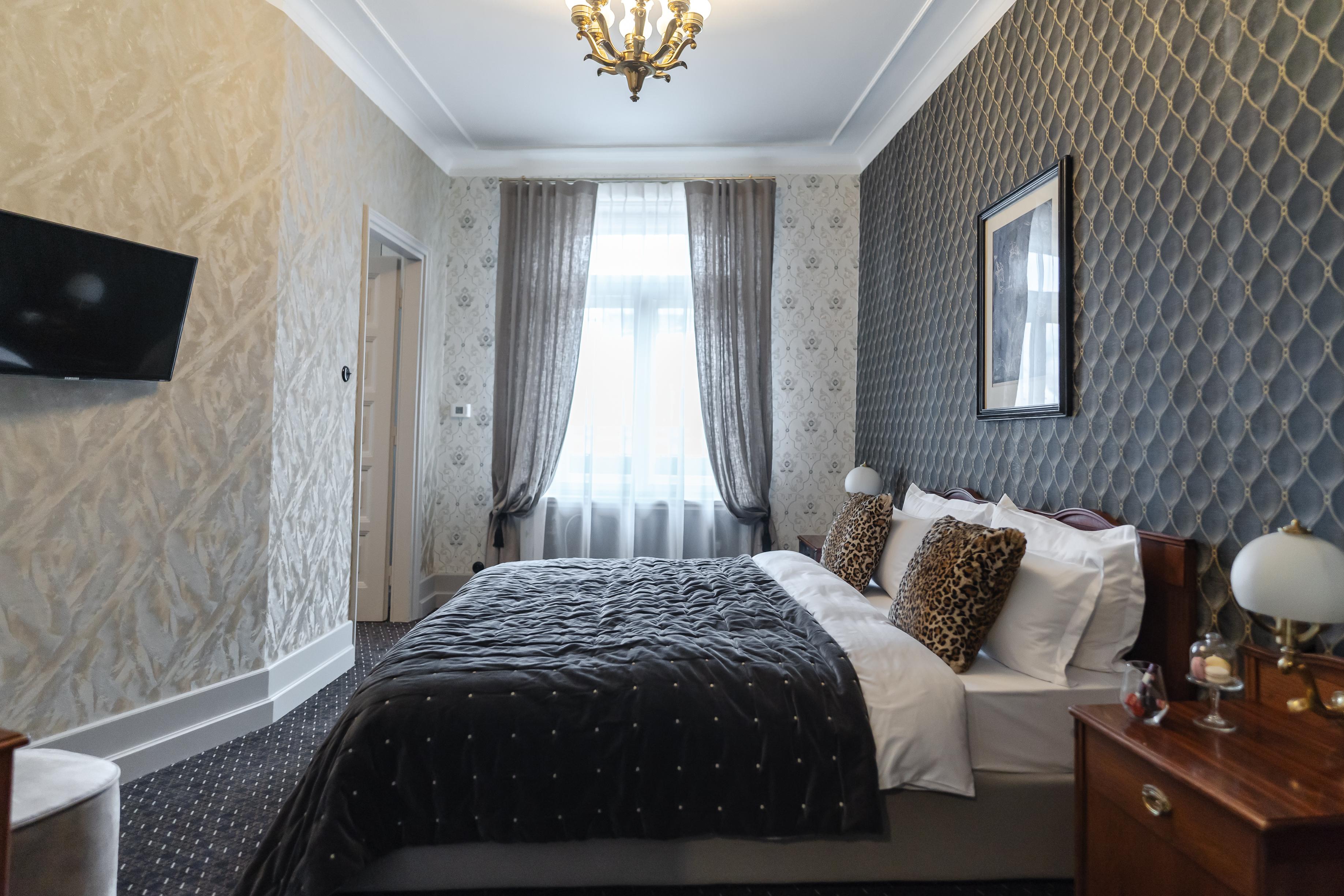 Hotel H15 Francuski Old Town - Destigo Hotels Krakov Exteriér fotografie A bedroom at the hotel